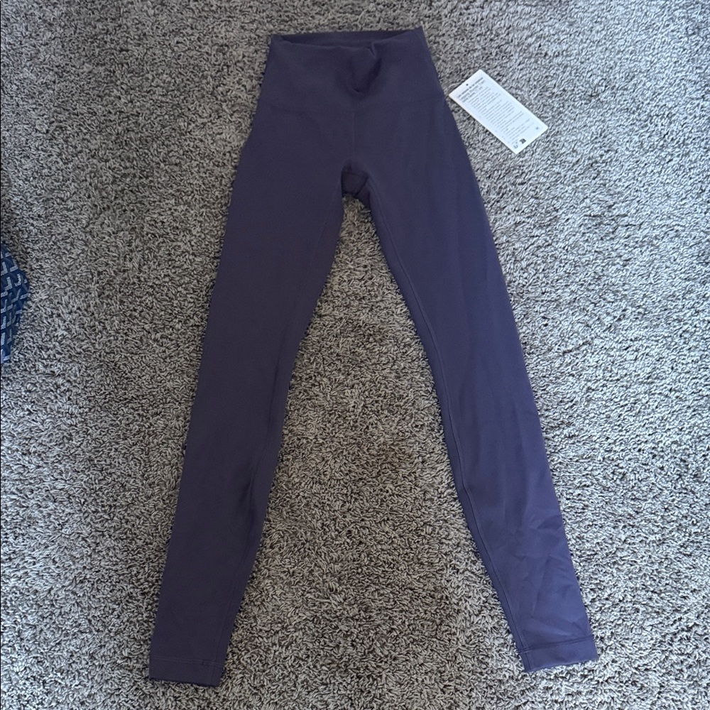 Lululemon Wunder Train HR 28”